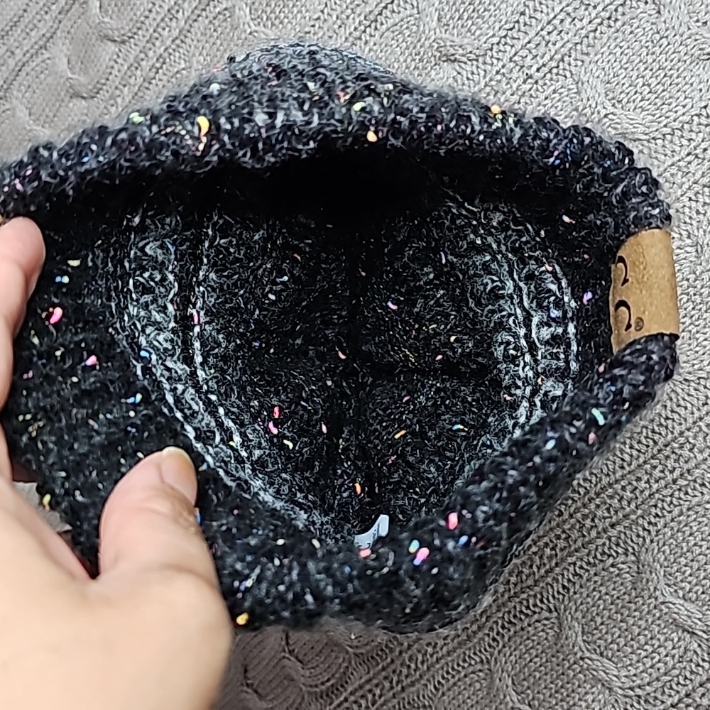 C.C Winter Hat - Picture 5 of 6